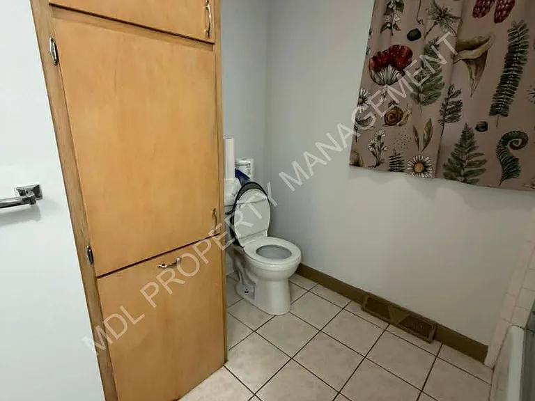 4343 W Michigan Ave — Photo 7