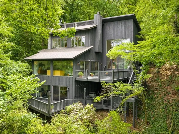 225 River North Dr, Sandy Springs, GA 30328