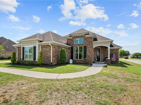 24917 Yawley Dr, Daphne, AL 36526