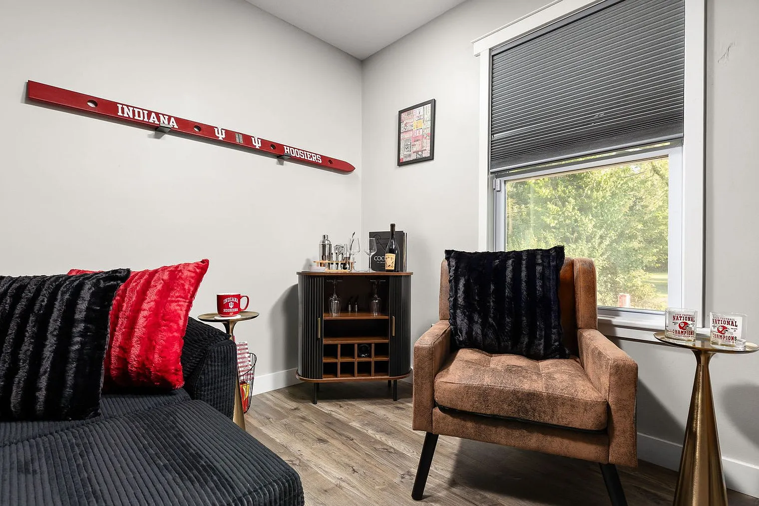 3 bed, 2.0 bath, 1797 sqft, $7,149 — Photo 3