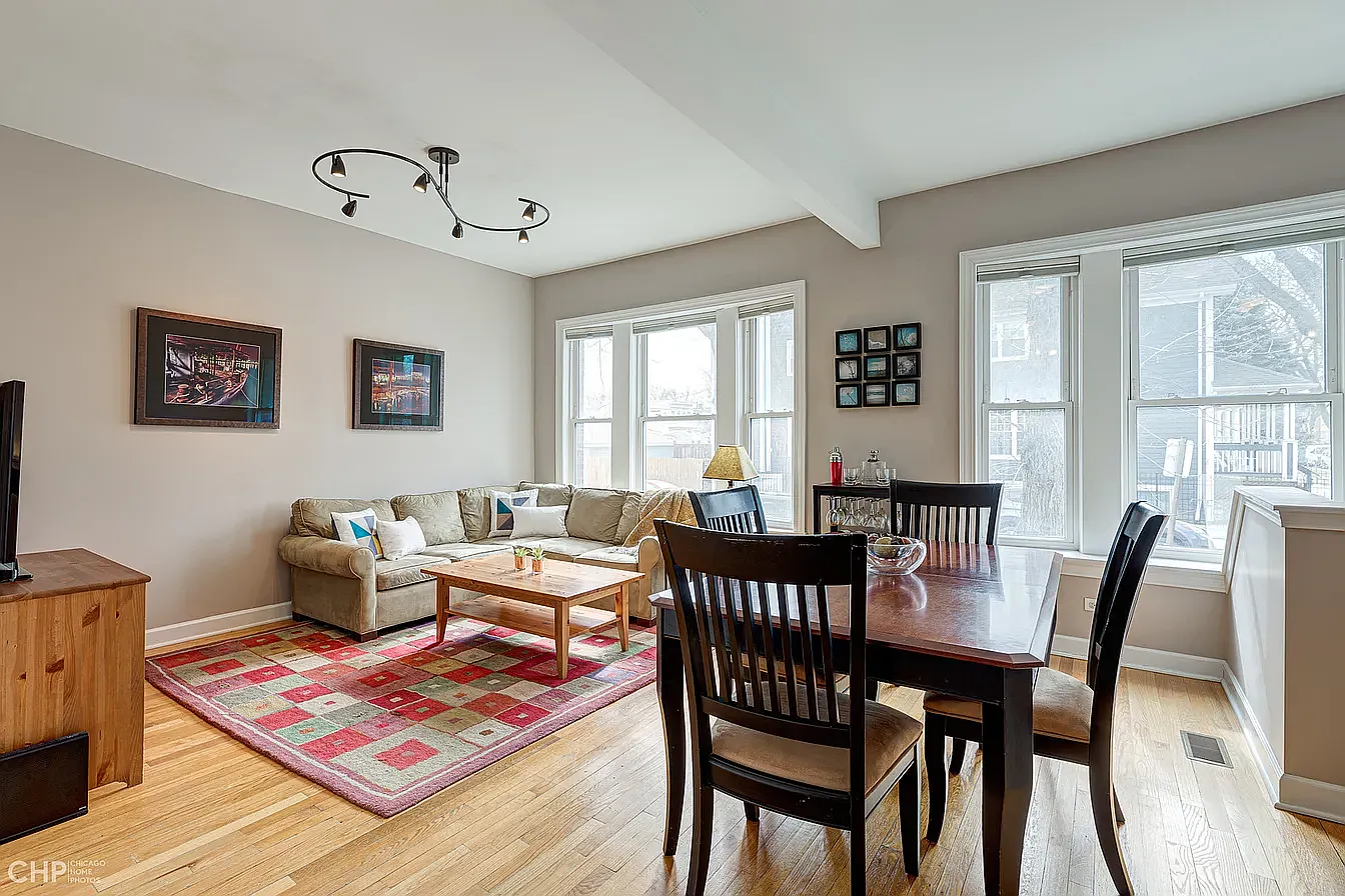 2 bed, 1012 sqft, $2,600 — Photo 3