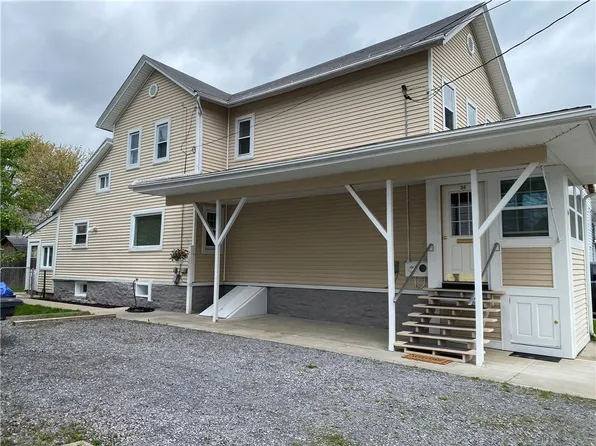 56 Sawyer St, Hornell, NY 14843