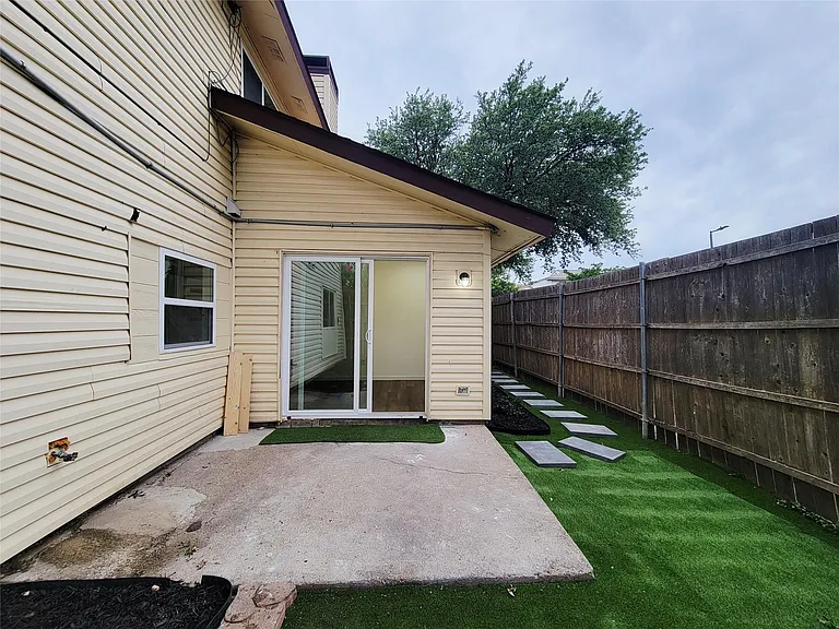 726 Arrowhead Cir — Photo 21