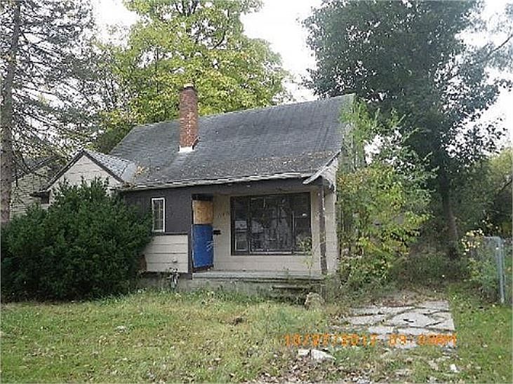 1st image of 21443 Margareta St