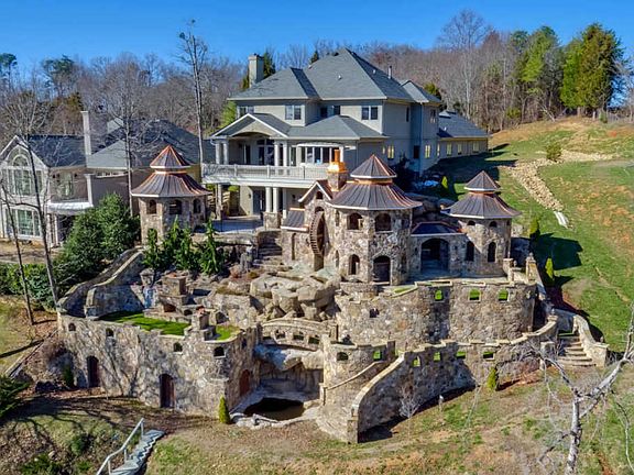 2nd image of 8513 River Club Way