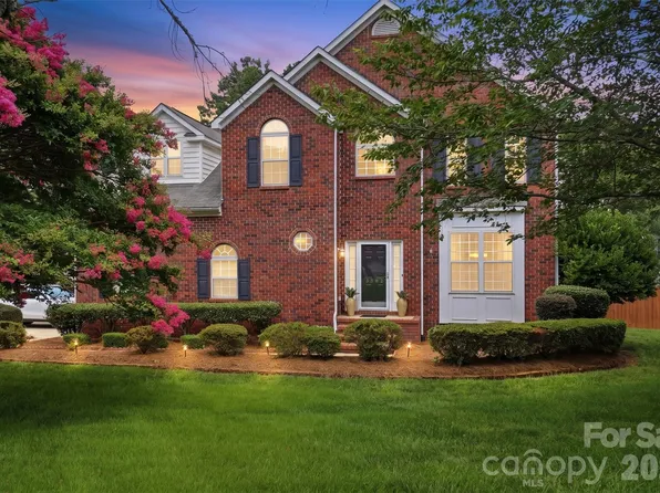 3302 Sherborne Dr, Fort Mill, SC 29715
