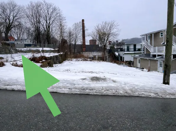 11 Oak Street, Norwich, CT 06360