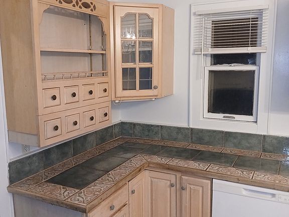 5th image of 3520 Ingleside Rd