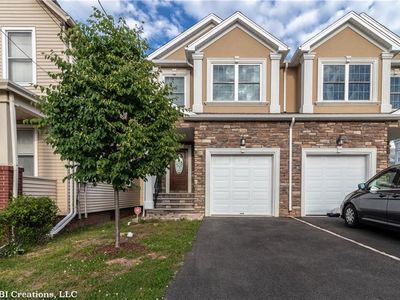 12 Christopher St, Carteret, NJ, 07008