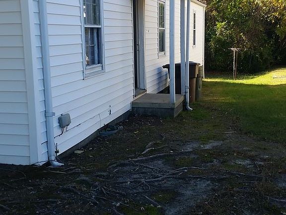 2nd image of 602-A Warren St