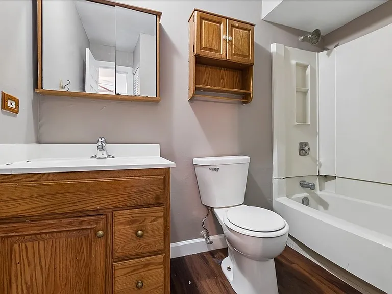 386 Echo Ln #4 — Photo 6