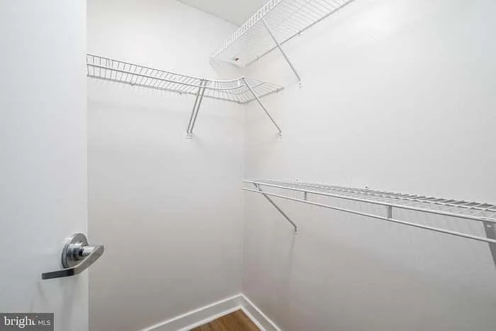 301 S 11th St #100 — Photo 18