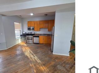 6447 S Yale Ave #2S, Chicago, IL 60621