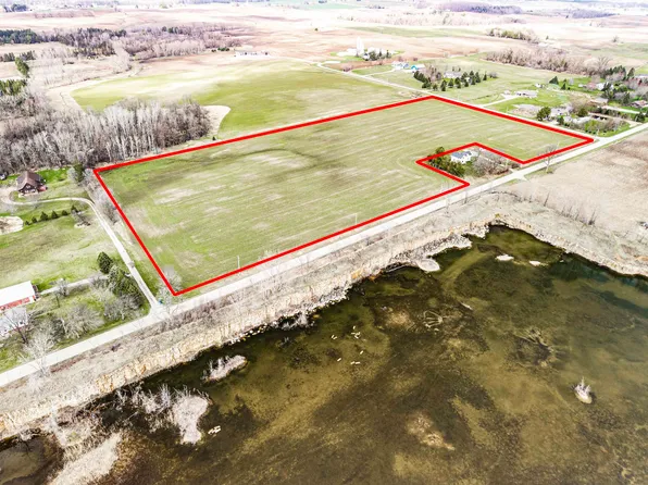 Brusewitz Rd, Black Creek, WI 54106