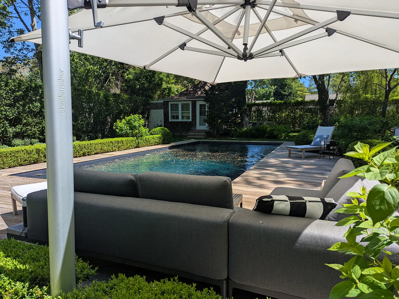 Amagansett Lanes 6 Bedroom Compound — Photo 2