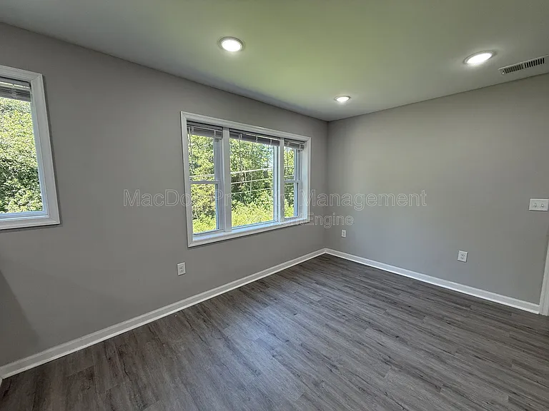 12317 Metlock Rd #A — Photo 28