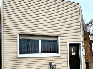 13515 S Baltimore Ave, Chicago, IL