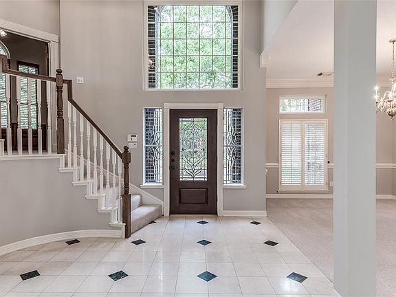 3rd image of 3418 Crystal Creek Dr