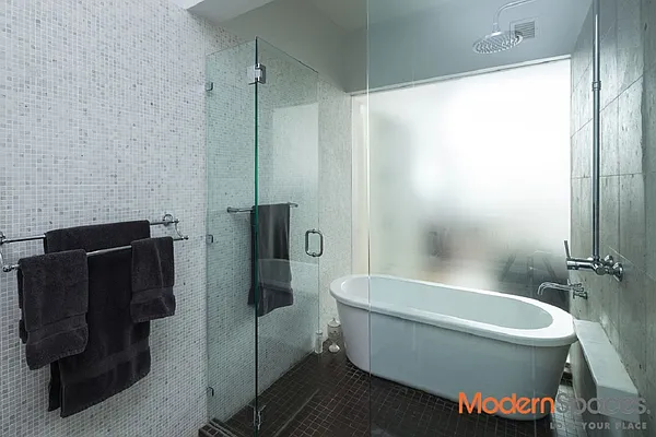 Sold by Modern Spaces | media 2