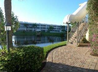 3115 Riviera Dr, Naples, FL 34103