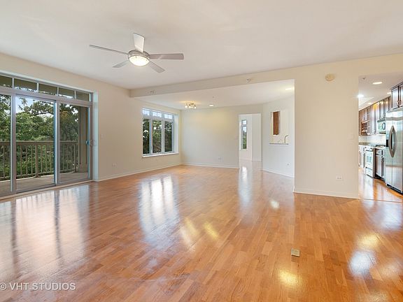 5th image of 425 Benjamin Dr APT 504