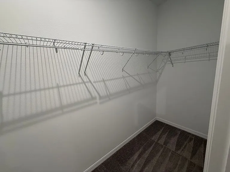 405 Eventide Ave — Photo 18