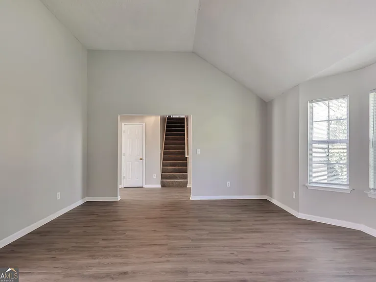 10744 Misty Meadows Ct — Photo 3