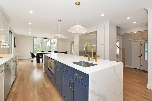 Sold by Trebach Realty | media 20