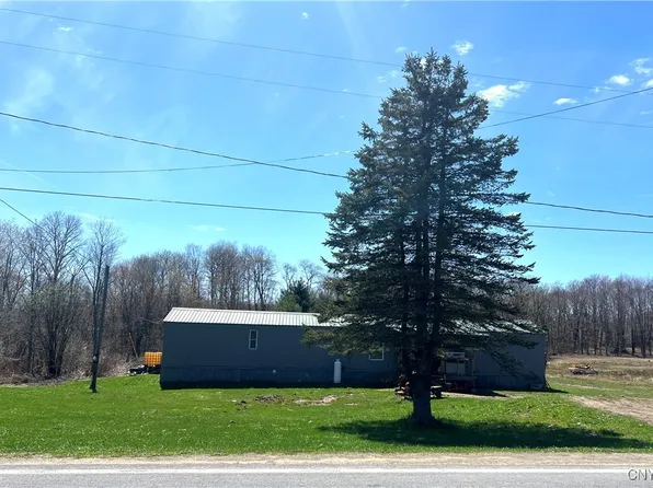 6279 County Route 17, Redfield, NY 13437