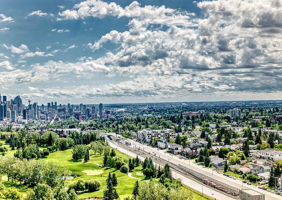 1st image of 99 W Spruce Pl SW #2204