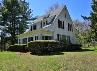 9 Upland Rd, Menands, NY 12204