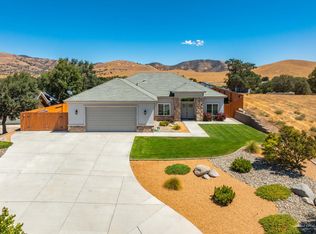 22600 Camp Dr, Tehachapi, CA 93561