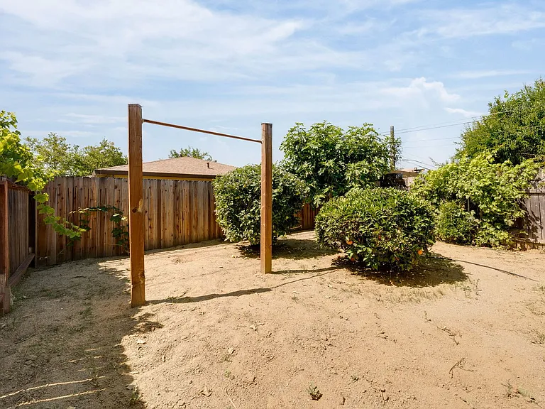 10158 De Soto Way — Photo 20