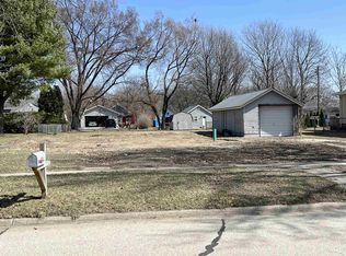 318 7th Ave SE, Independence, IA 50644