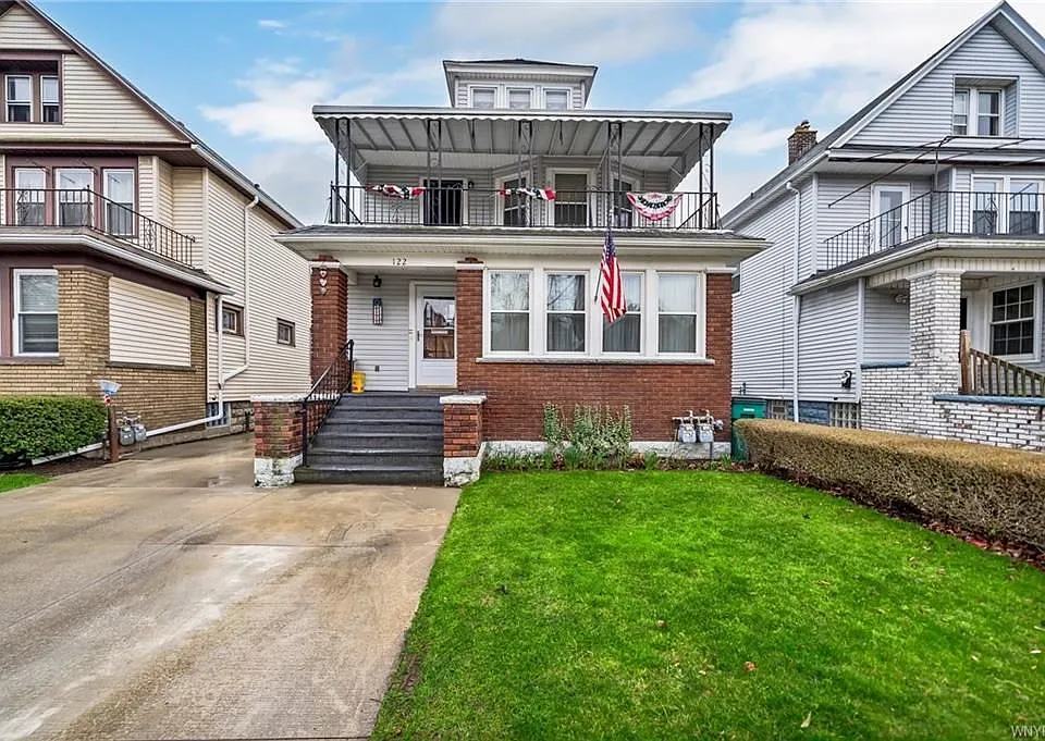 122 Stratford Rd