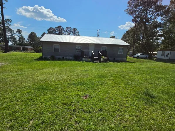 721 Ronnie St, Metter, GA 30439