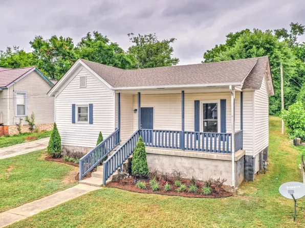 945 Clark St, Clarksville, TN 37040