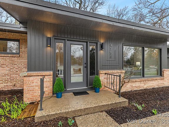2nd image of 4753 Curwood Ave SE