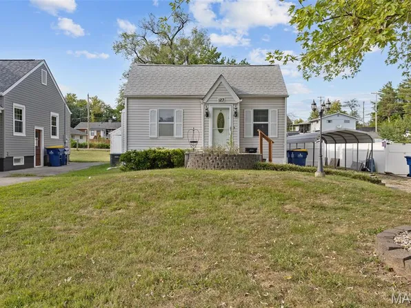 123 N 9th St, Festus, MO 63028