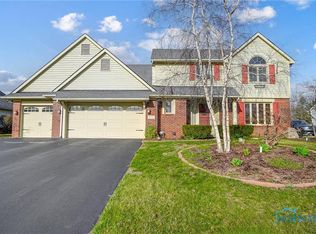 5777 Eagle Trace Dr, Sylvania, OH 43560