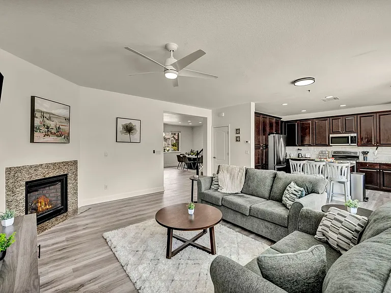 10677 Foxberry Park Dr — Photo 17