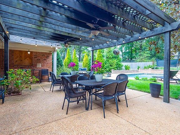 4th image of 2899 Oakleigh Ln