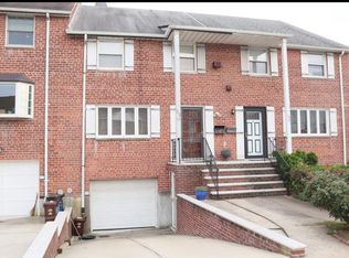 24004 65th Ave #2, Little Neck, NY 11362