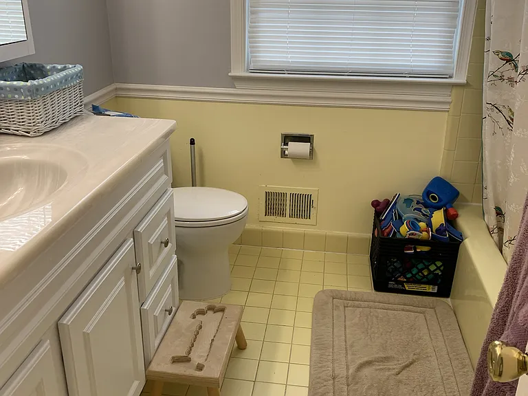 1001 Kersey Rd — Photo 14