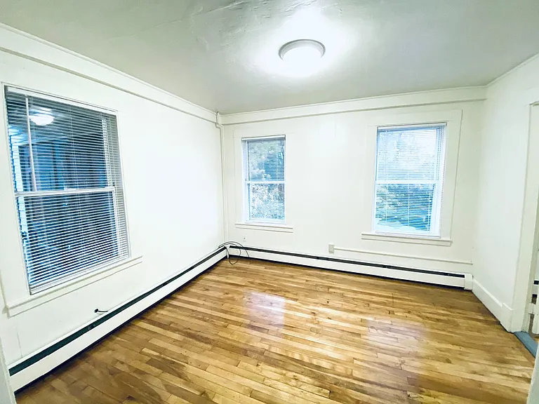 38 Water St — Photo 37
