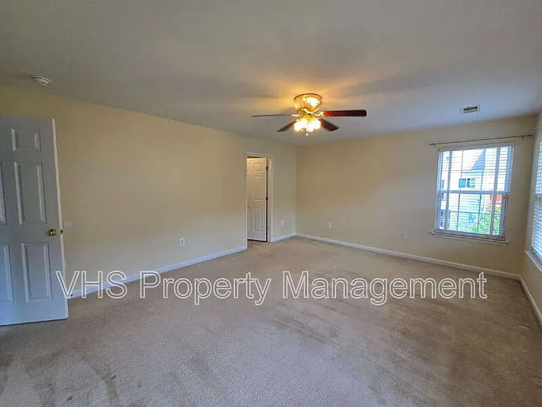1929 Belle Ave — Photo 11