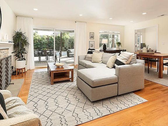 2nd image of 761 San Pablo Dr