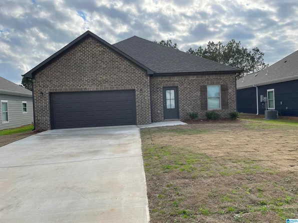 20 Avalon Way, Clanton, AL 35045