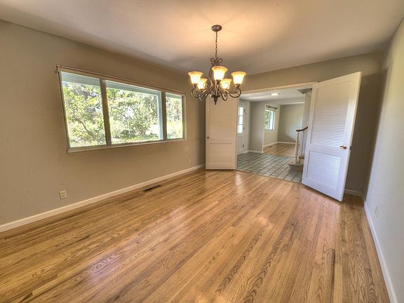 3rd image of 12596 Northampton Ct