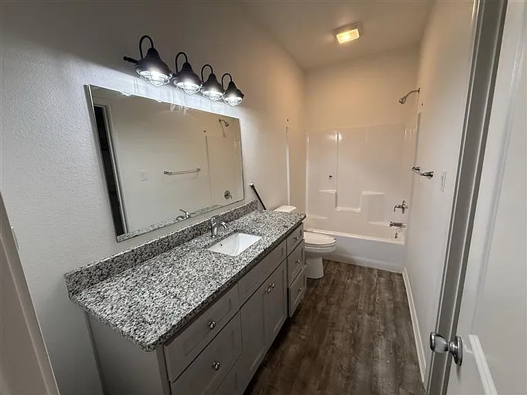 108 Wade St #3 — Photo 6